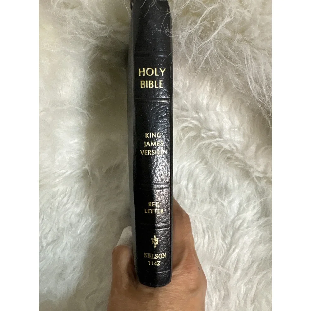 Vintage 1972 Thomas Nelson KJV Holy Bible Black Zippered Red Letter 114Z Compact